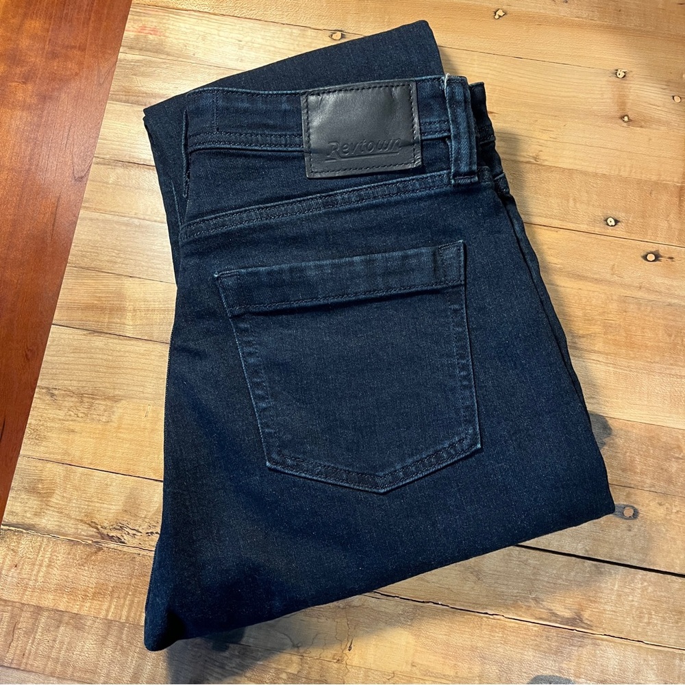 Revtown Men's Rinse Indigo Relaxed Jeans